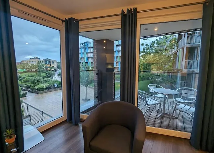 2 Bedroom Flat
